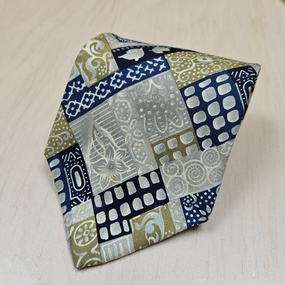 Joseph Abboud Mens Tie 100% Italian Silk Office 57" Long 3.75" @ Widest Point - Picture 3 of 5